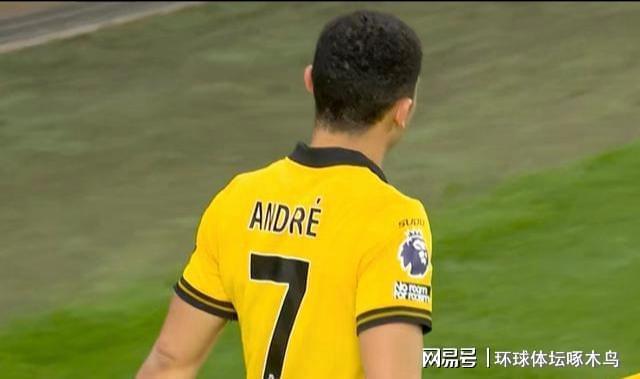 开云体育官网-英超第29轮 利物浦客场1-2不敌狼队